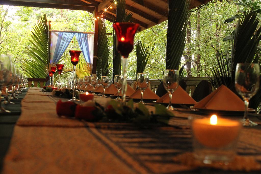 Permai Rainforest Resort Santubong Eksteriør billede